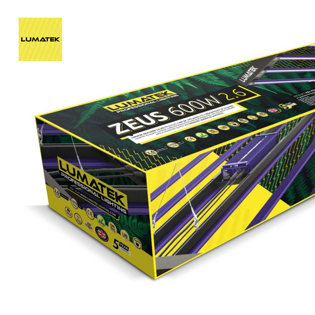 Lumatek Zeus 600W 2.0 packaging on a white background