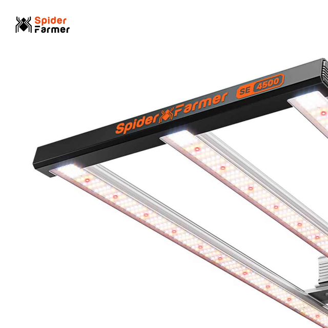 Spider Farmer SE4500 SMART LED Grow Light 320w