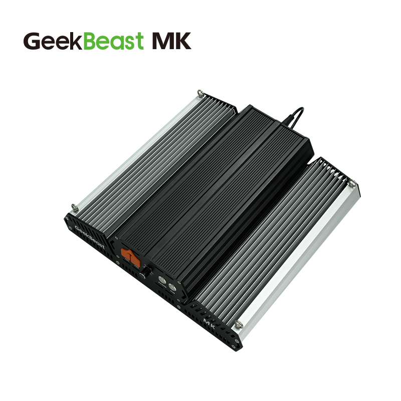 Geekbeast MK LED Grow Light Top View